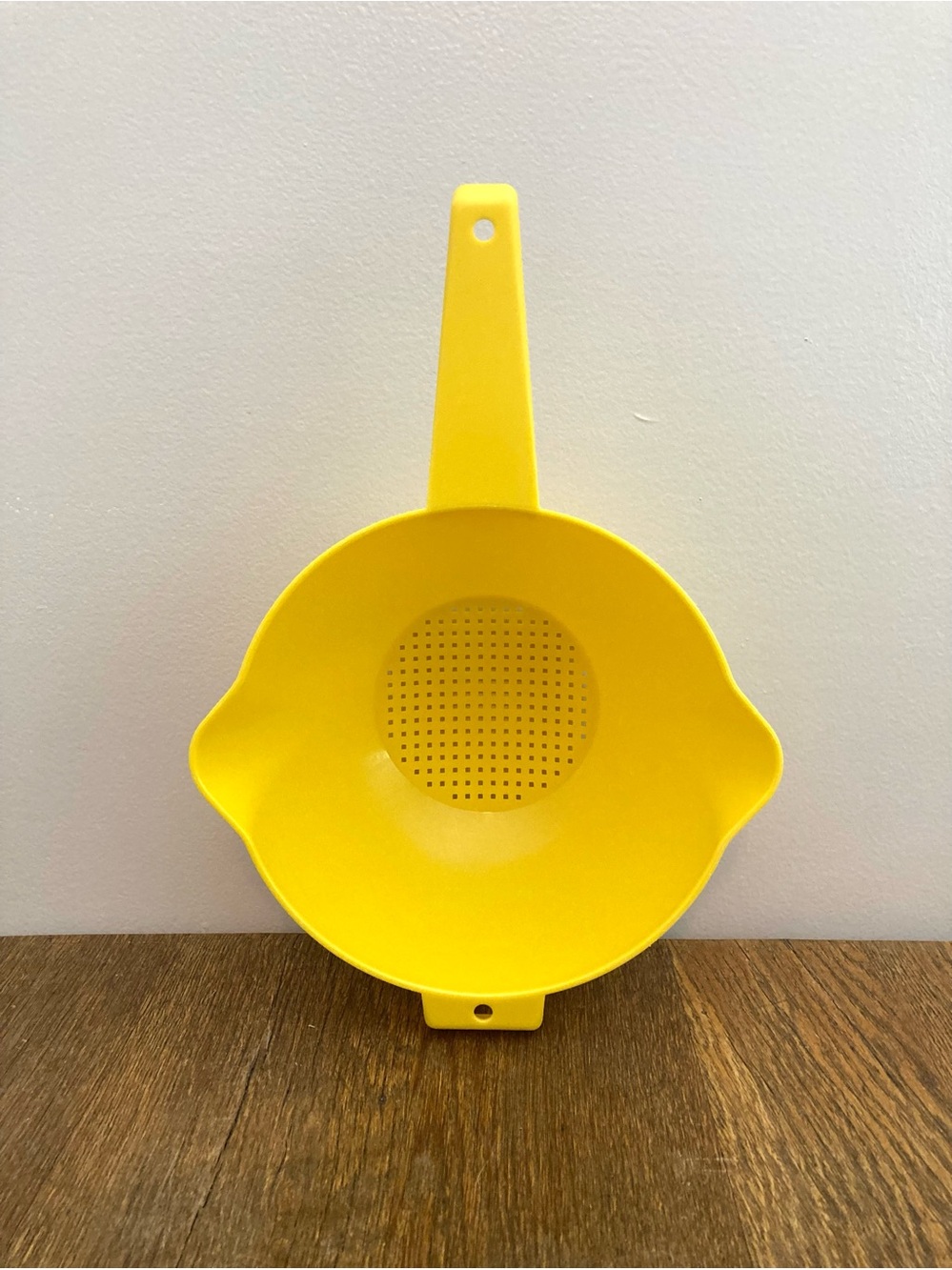Vintage Tupperware Long Handle Colander/Strainer #1523 Sunshine Yellow 1970s